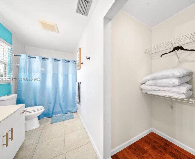 Building Photo - 1261 Bonefish Ct