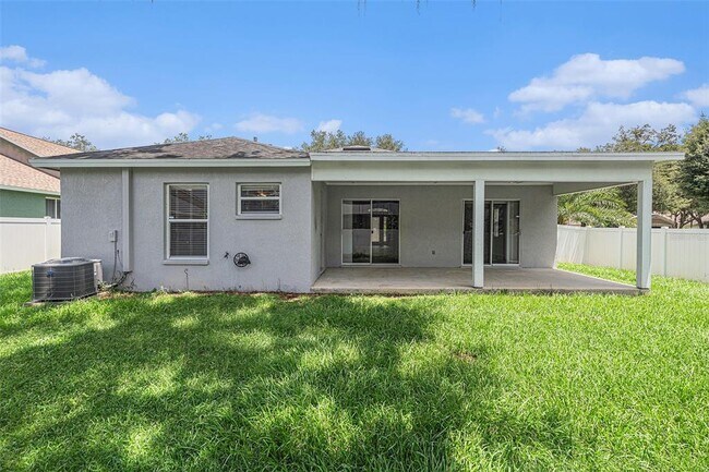 Building Photo - 2631 Allwood Ave