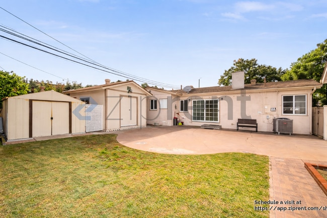 Building Photo - 3151 W Vallejo Dr