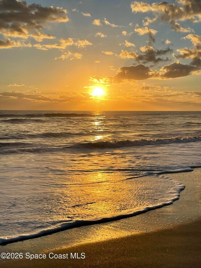 Building Photo - 763 Simeon Dr