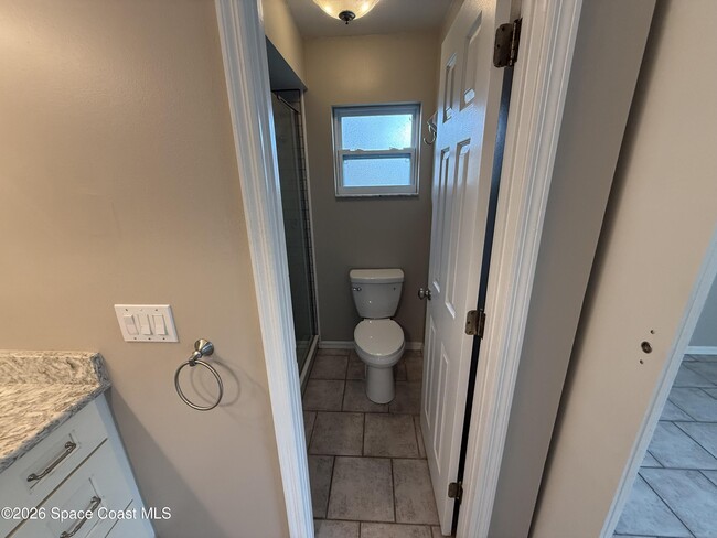 Building Photo - 563 Summers Creek Dr