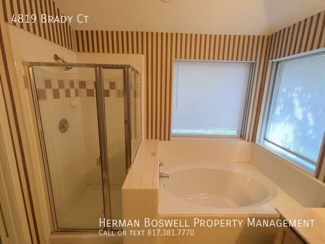 Building Photo - 4819 Brady Ct