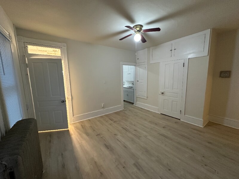 Building Photo - 381-383-383 S 3rd St