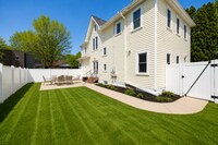 Building Photo - 1414 Xerxes Ave N