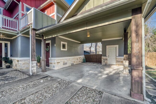 Building Photo - 1009 Taulbee Ln