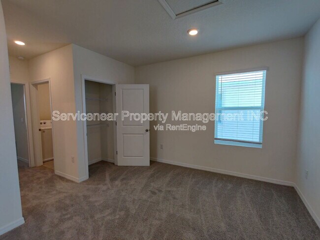 Building Photo - 10523 Penny Gale Loop