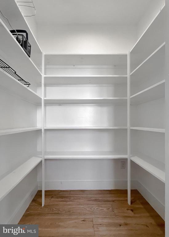 Building Photo - 45093 Smiths Nursery Rd