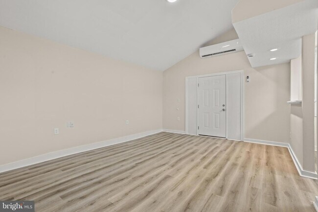 Building Photo - 255 Wild Turkey Dr