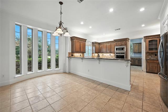 Building Photo - 959 Roxbury Way