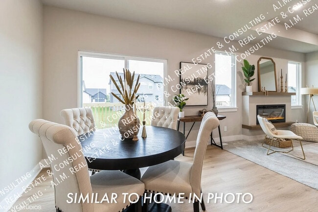 Building Photo - 3212 NE Fawn Ln