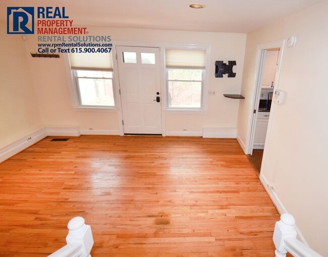 Building Photo - Amazing 1BR in Green Hills! Lawncare and washer/dryer included!!