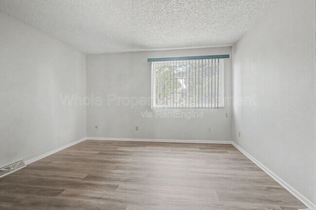 Building Photo - 8911 Field St