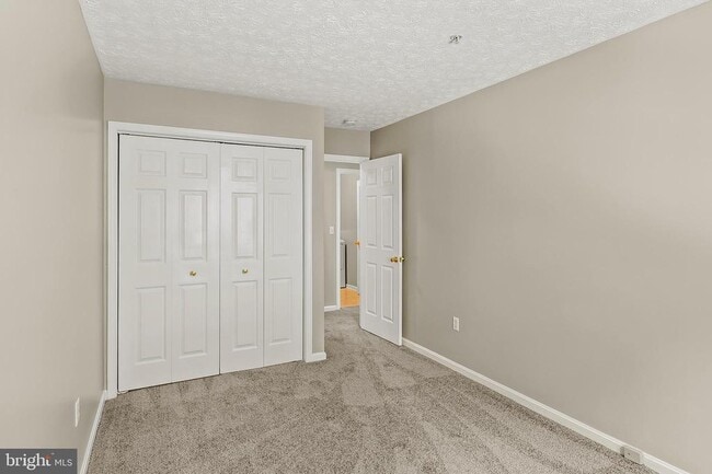 Building Photo - 50 Amberstone Ct