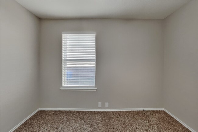 Building Photo - 19923 Juniper Berry Dr