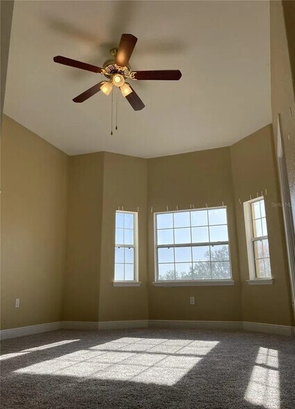 Building Photo - 13338 Fountainbleau Dr
