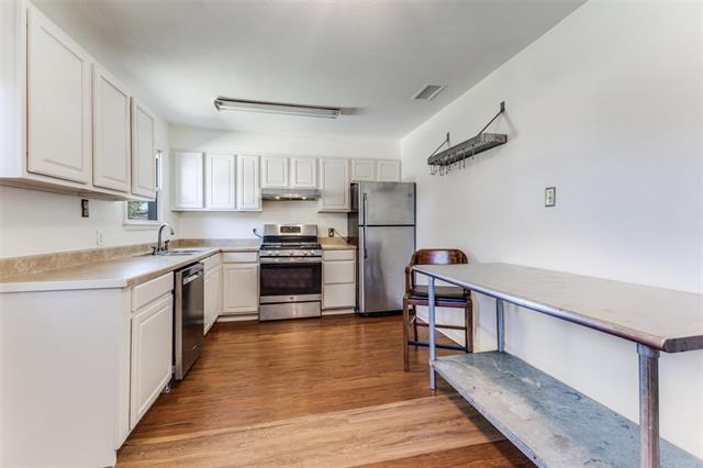 Building Photo - 2311 Blyth Dr