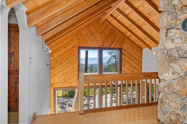 Building Photo - 1801 Wagon Trail Dr