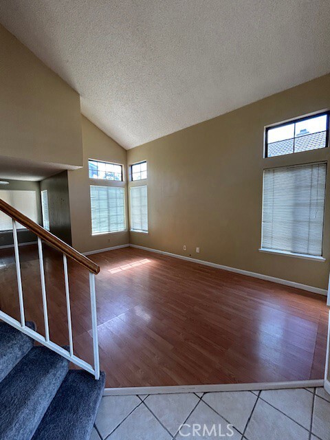 Building Photo - 1569 Ruby Dr