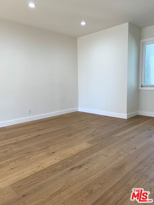 Building Photo - 1219 N Crescent Heights Blvd