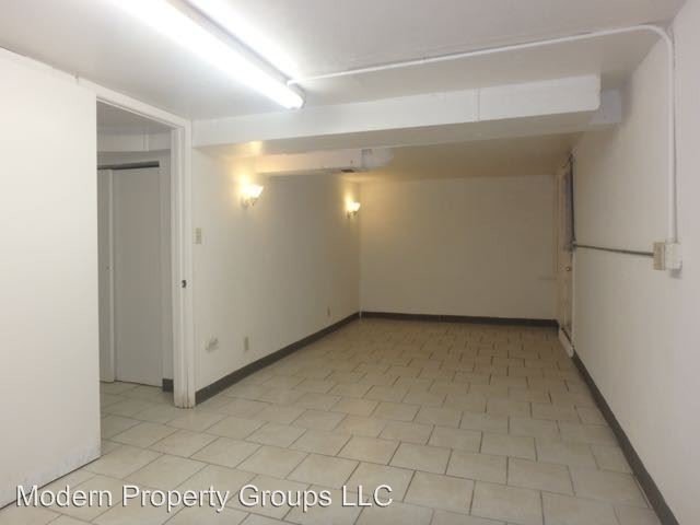 Building Photo - 1101 N Garth Ave