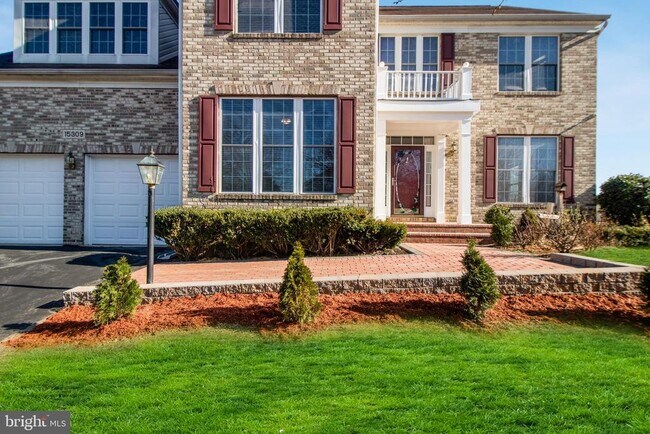 Building Photo - 15309 Lions Den Rd