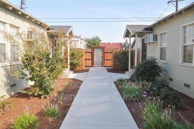 Building Photo - 242 N Glenn Ave