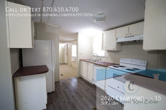 Building Photo - 2620 Crawford Dr