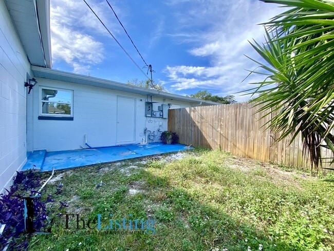 Building Photo - 83 Griggs Ave