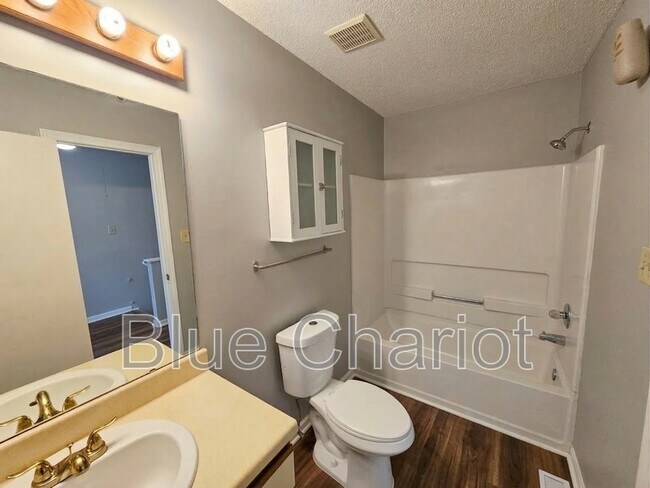 Building Photo - 2706 Ramblegate Ln