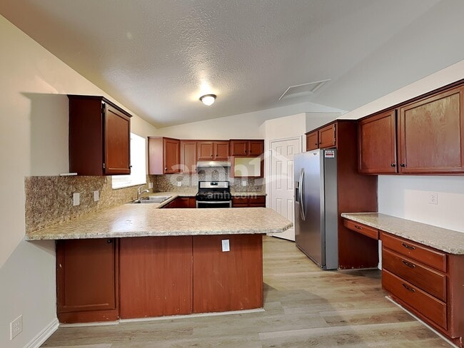 Building Photo - 4419 S 2750 W