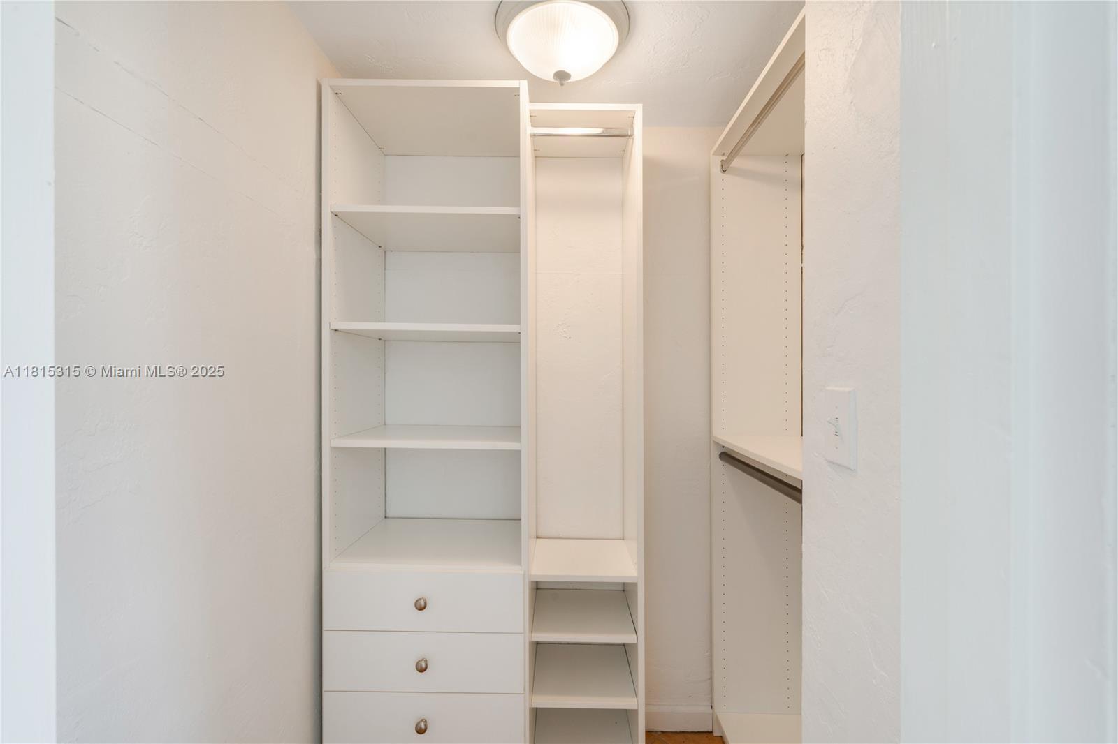 Building Photo - 8650 SW 67th Ave