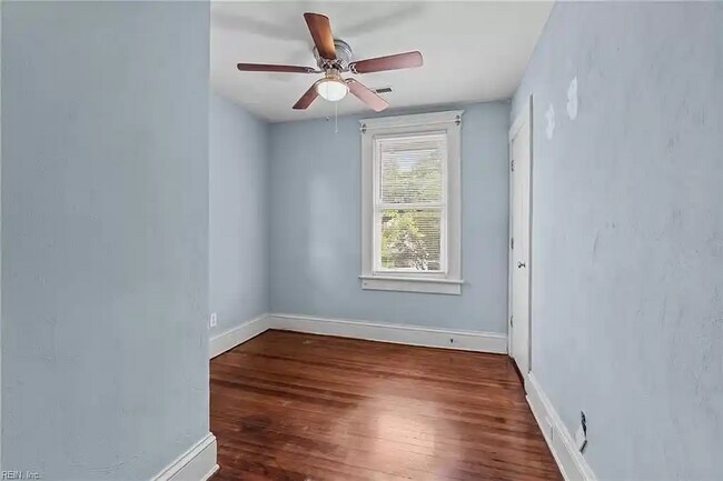 Bedroom 2 - 1417 Melrose Pky