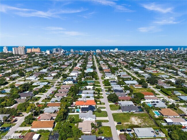 Building Photo - 738 95th Ave N