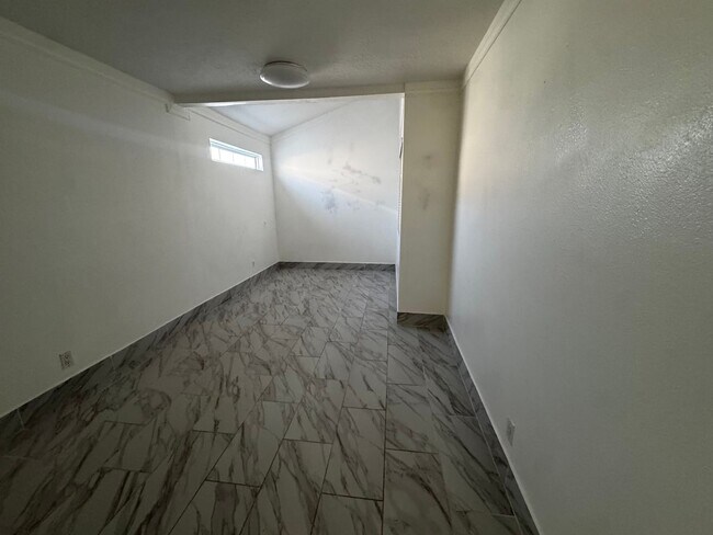 Building Photo - Rio Rancho 3 bedroom 2 bath home.