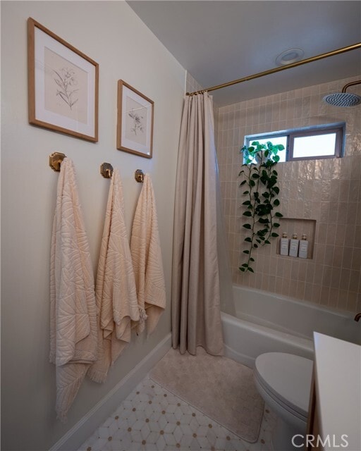 Building Photo - 2207 Warfield Ave