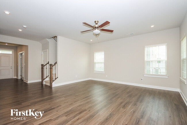 Building Photo - 1614 Tundra Ln
