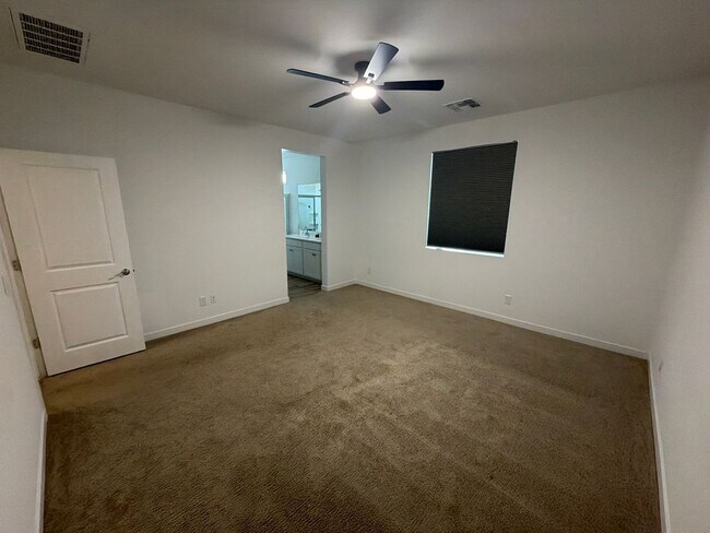 Building Photo - 17072 W Alice Ave