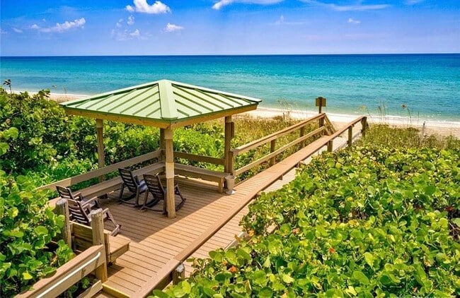 Building Photo - 9900 S Ocean Dr