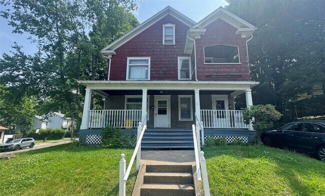 Primary Photo - 71 Mary St