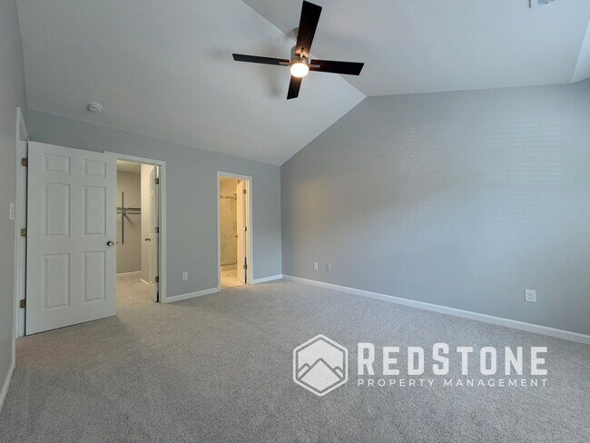 Building Photo - 6489 Bellcross Trl