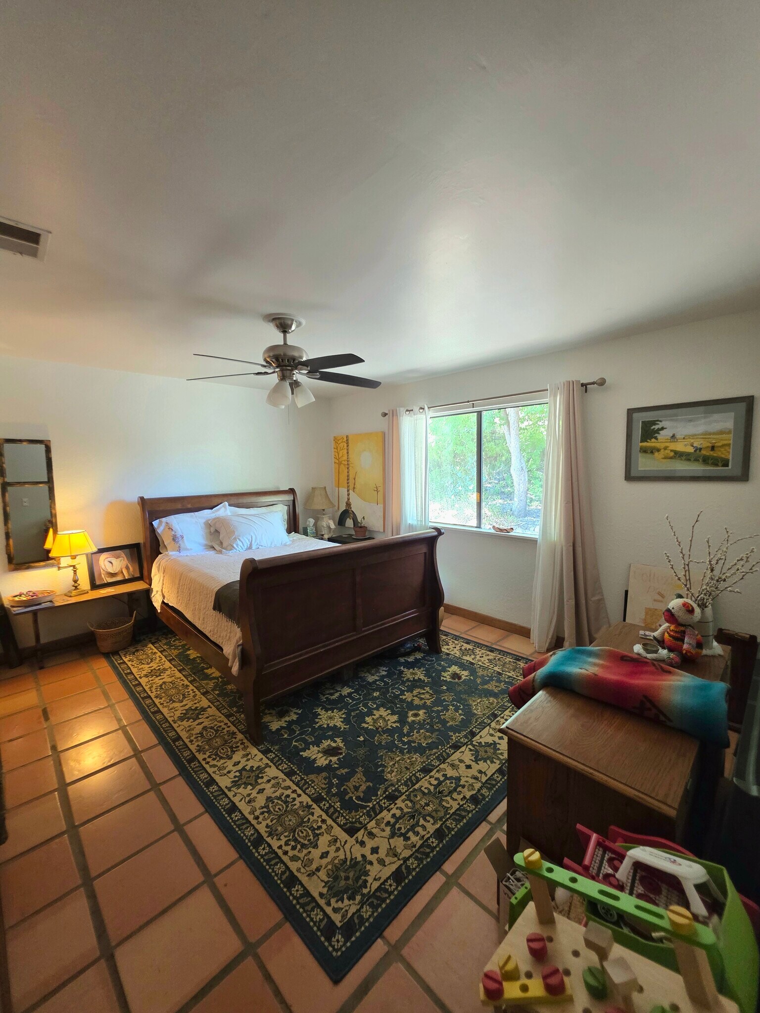 Building Photo - 2029 Willow Glen Rd