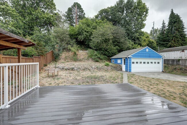 Building Photo - 3244 46th Ave SW