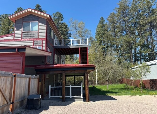 Building Photo - Custom Kalispell Home with Spectacular Views