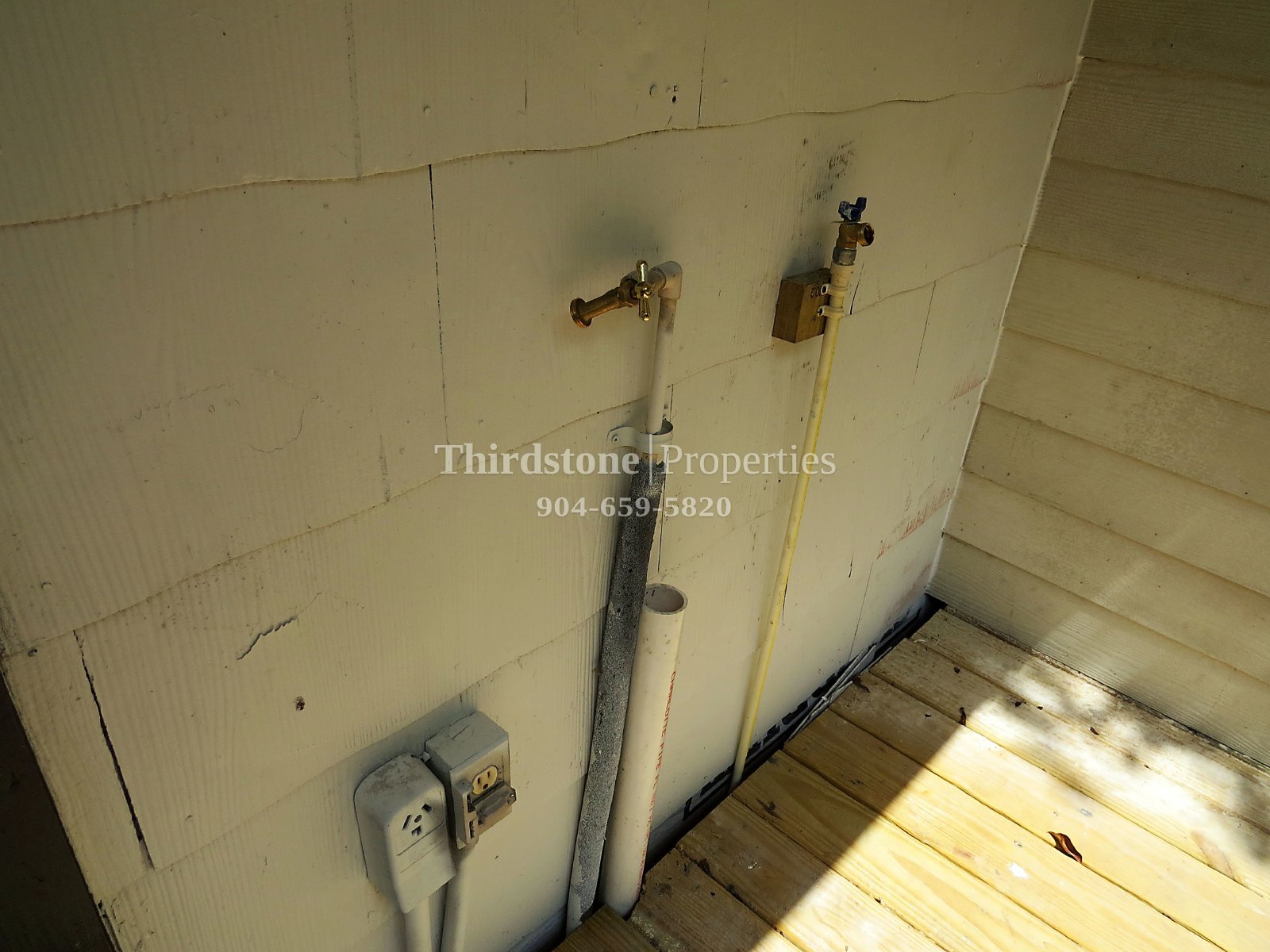 Building Photo - 2858 Olga Pl