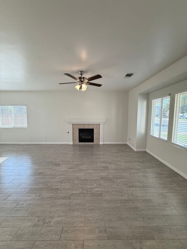 Building Photo - 3023 Boulder Ridge Ln