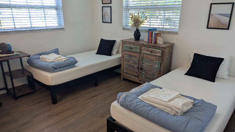 Building Photo - 173 Rotonda Cir