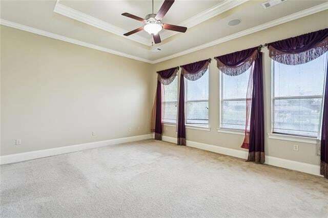 Building Photo - 108 Valiant Ln