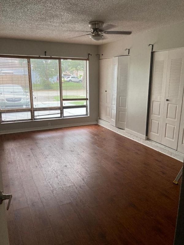 Building Photo - 9420 SW 49th Pl