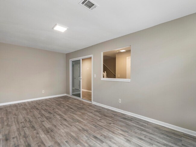 Building Photo - 1465 Maple Valley Ct