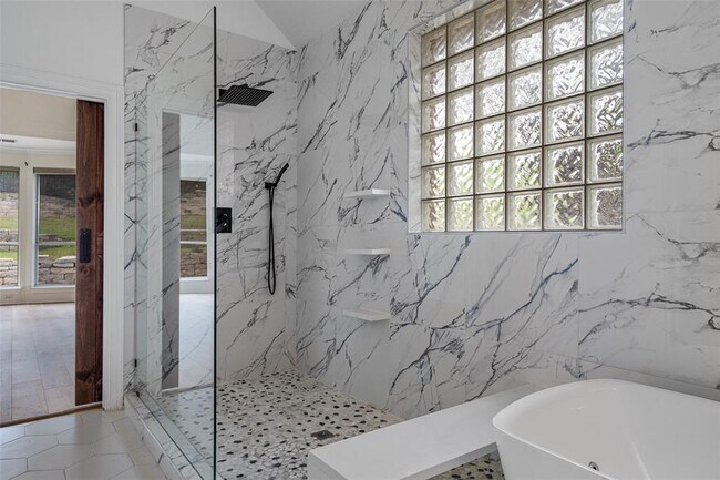 Building Photo - 12105 Portobella Dr